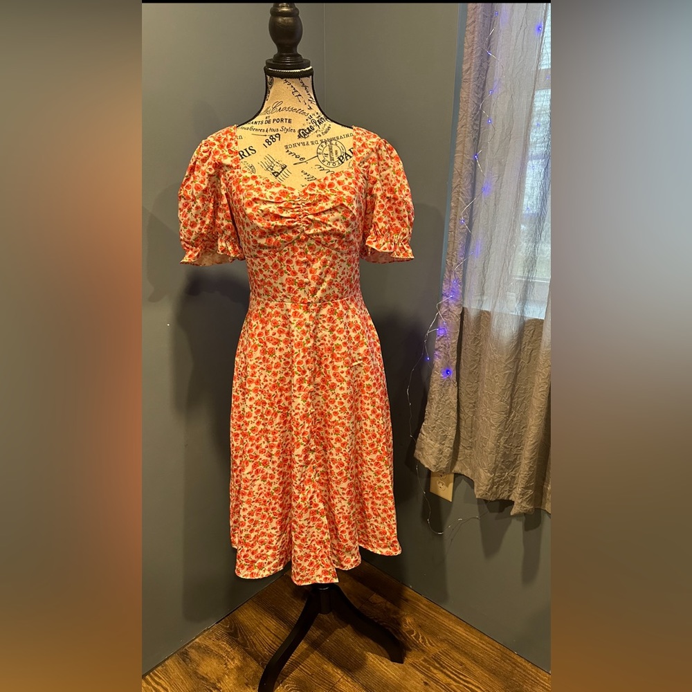 NWT Spring Floral Dress! 🌸🌺